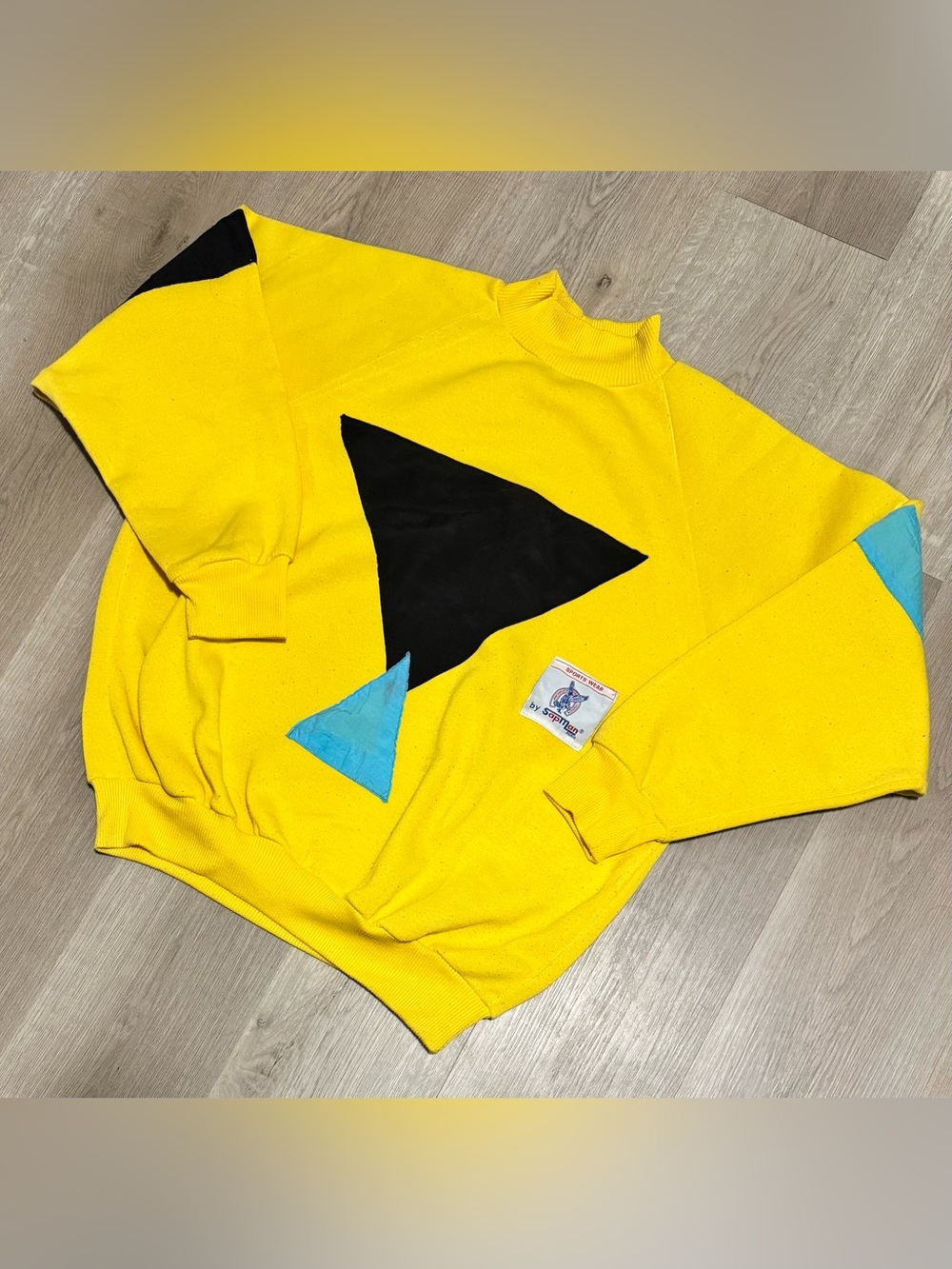 80’s Vintage Sports Wear by Sapman Paris Yellow Graphic Crewneck Sweater